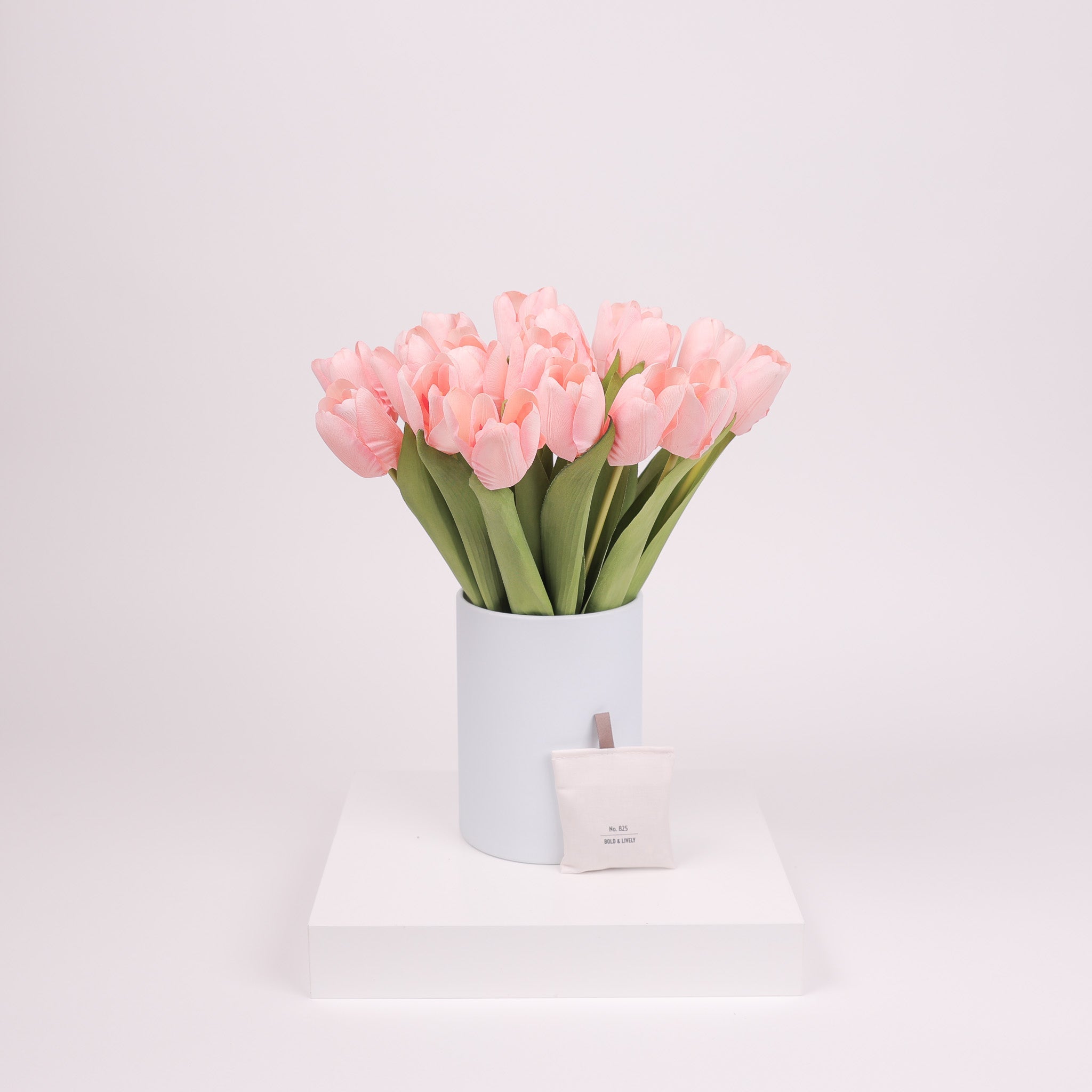 Tulip Ever After Blue Jay
