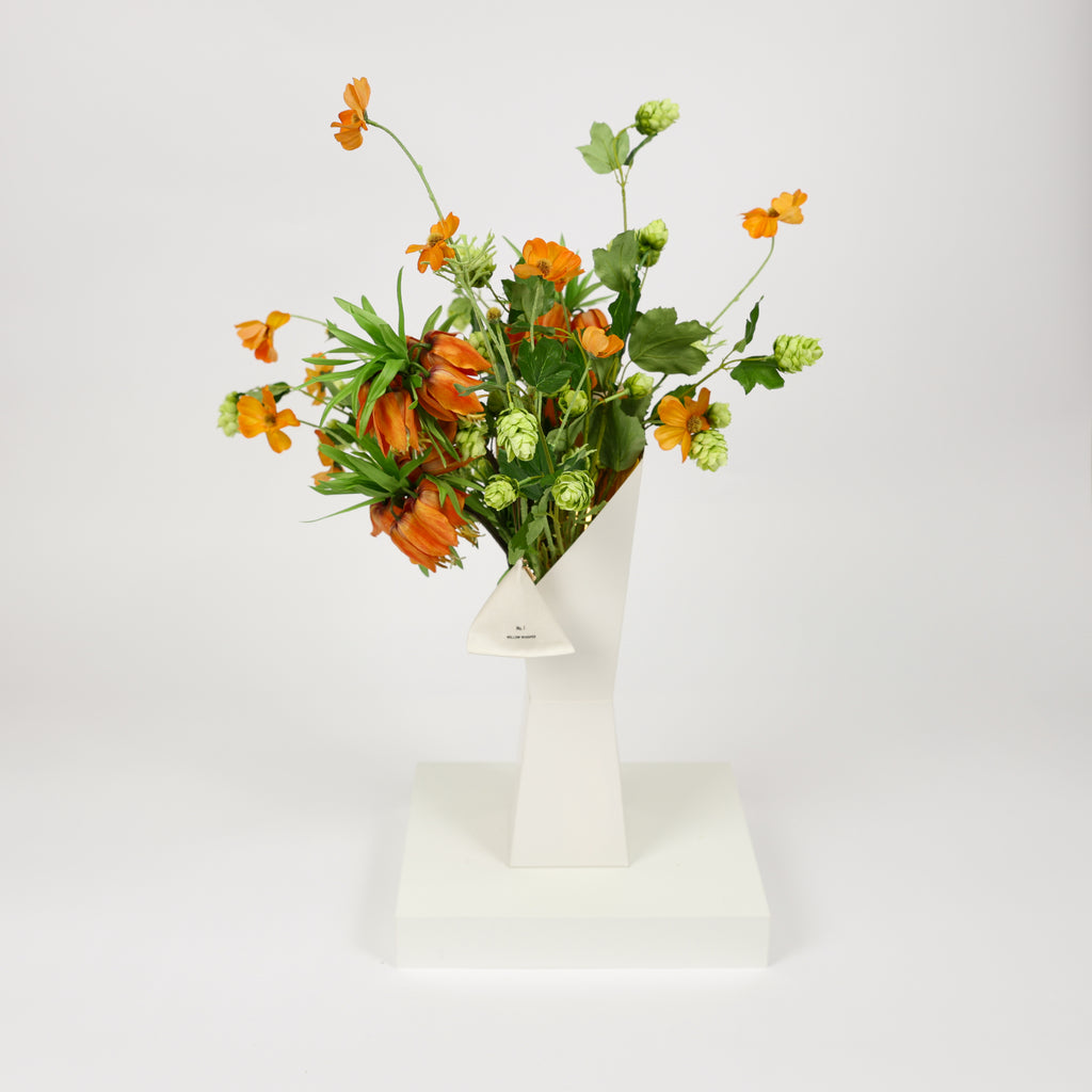 HUES Green Tiger Orange No.2506 Fritillaria Orange & Hop
