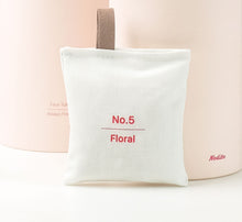 Load image into Gallery viewer, Tulip Ever After, Fragrant artificial flower with Sachet

