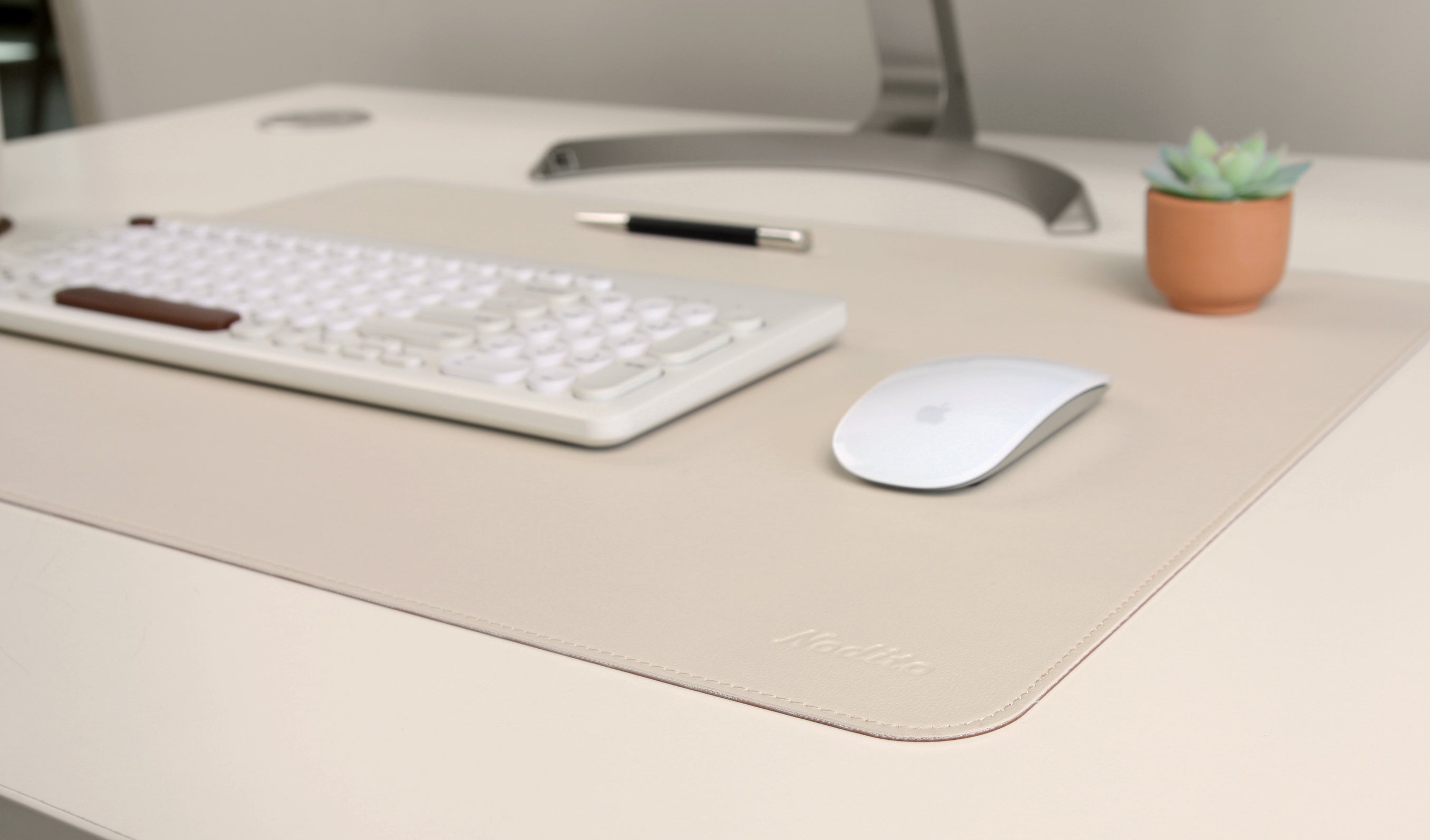 DeskPaw Premium Beige/Brown Desk Pad Dual-Sided Leather Blotter